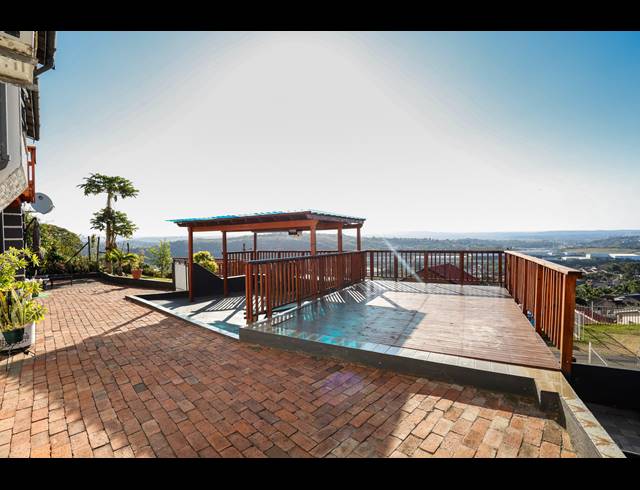 4 BEDROOM HOUSE FOR SALE IN AVOCA